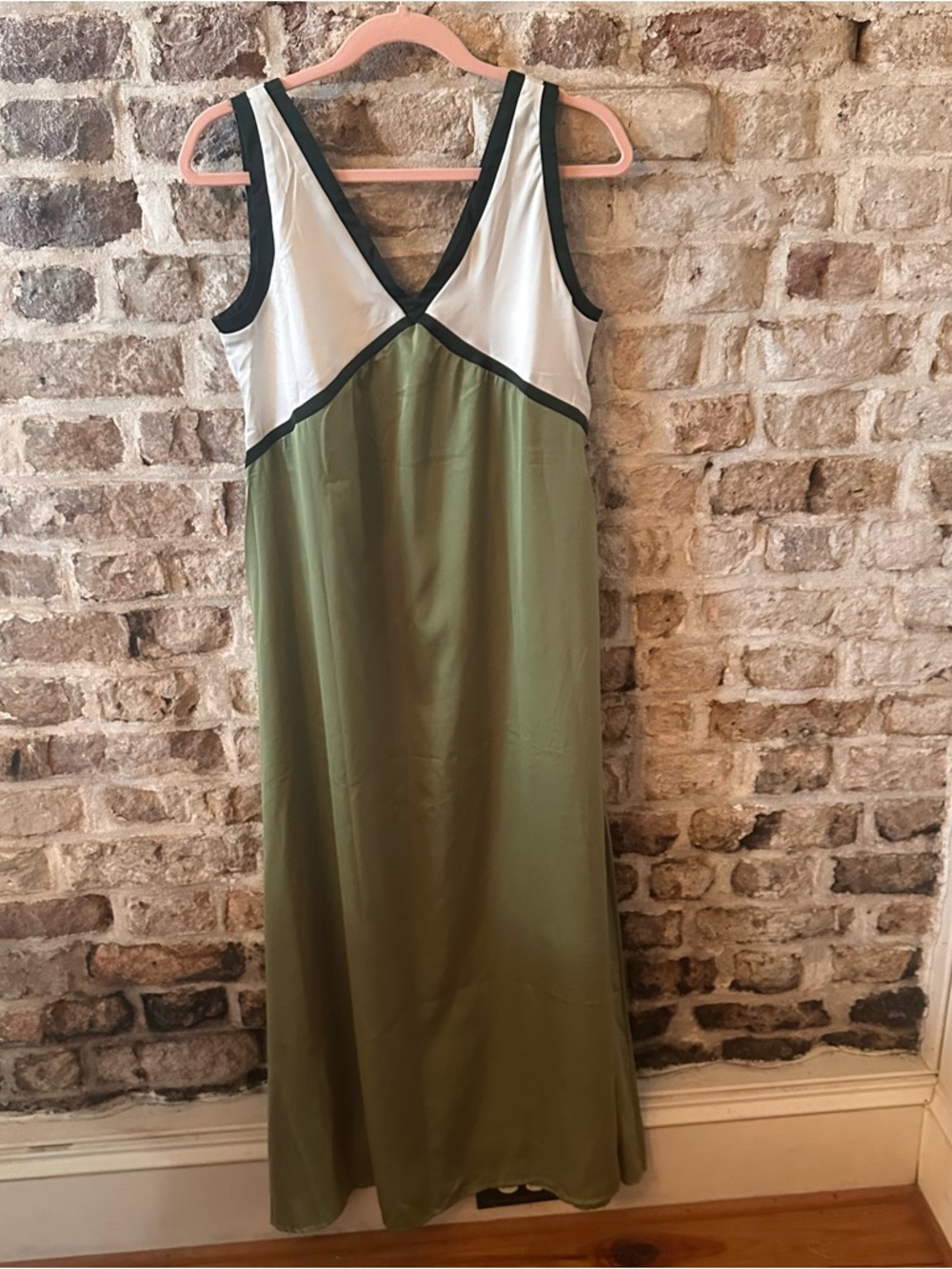 Olive Green and White Contrast Maxi Dress